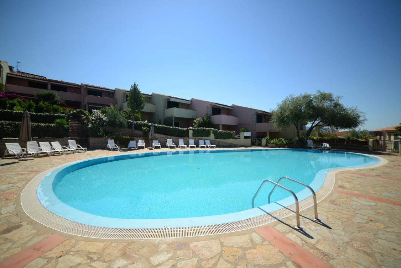 Villaggio Sa Ventana Badesi Bagian luar foto