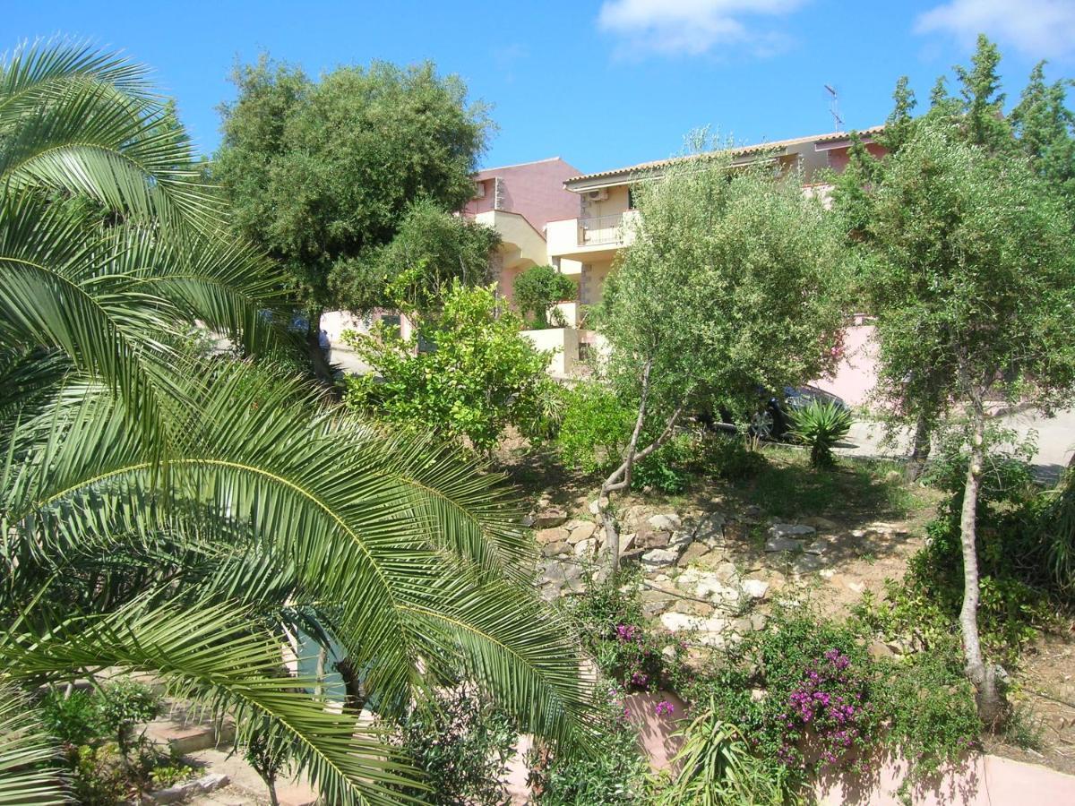 Villaggio Sa Ventana Badesi Bagian luar foto